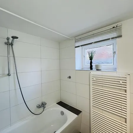 Overnight No2 - Studio, Küche, Netflix Hanóver